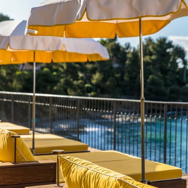 Hôtel le Bailli de Suffren Hôtel le Bailli de Suffren