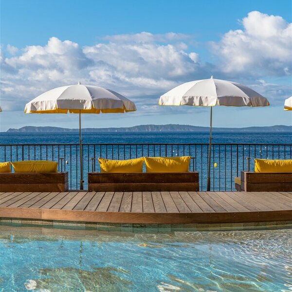 Hôtel le Bailli de Suffren Hôtel le Bailli de Suffren