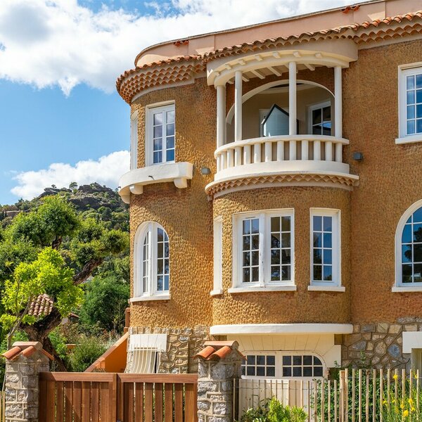 Hôtel Les Terrasses du Bailli Hôtel Les Terrasses du Bailli