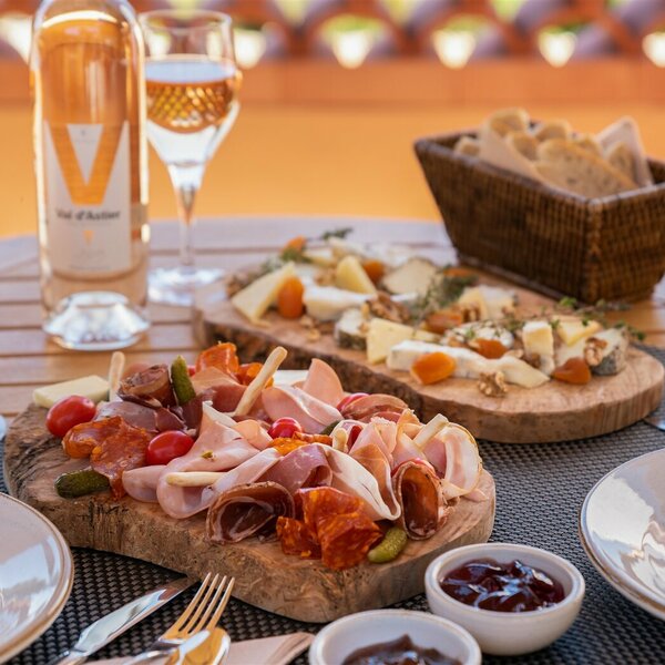 Hôtel Les Terrasses du Bailli Hôtel Les Terrasses du Bailli