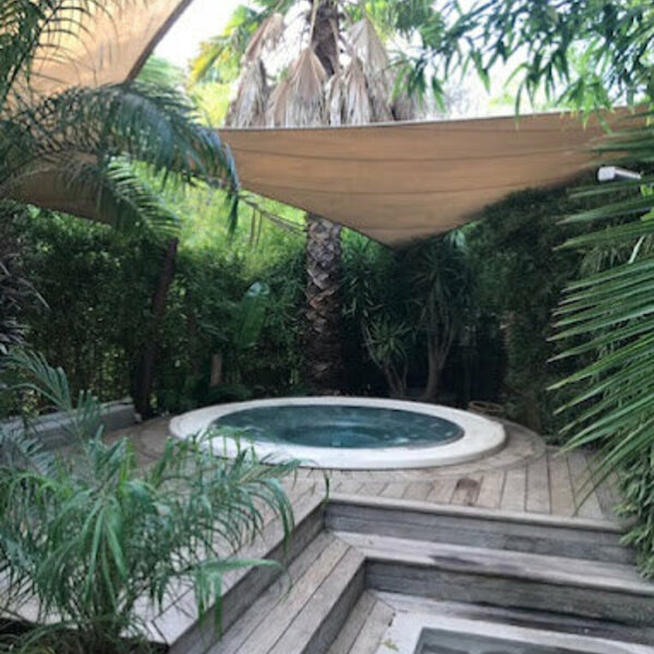 Jacuzzi
