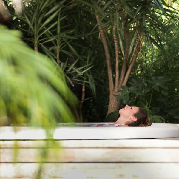 Jacuzzi